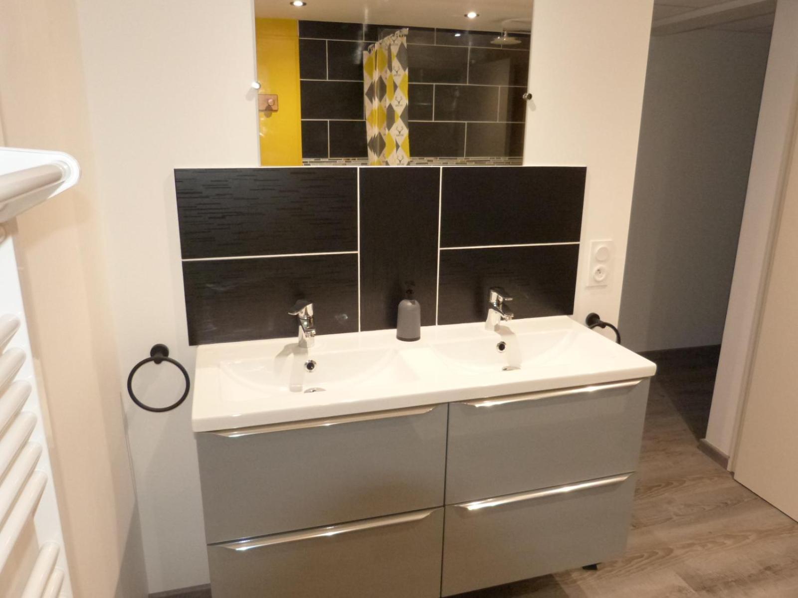 הוילה Logement Spacieux Rez-De-Chaussee, Jardin, Stationnement Devant, A 5 Minutes A Pied Du Centre De Sarlat מראה חיצוני תמונה